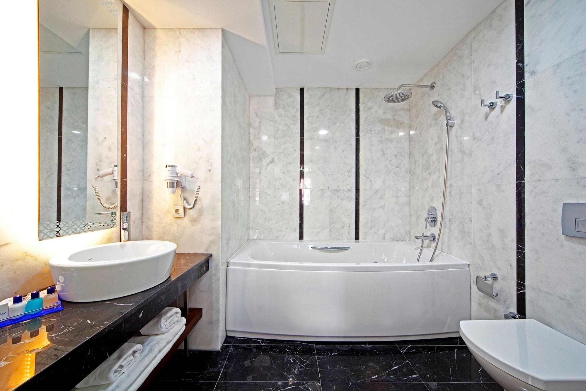 Azade Suites Стамбул Экстерьер фото