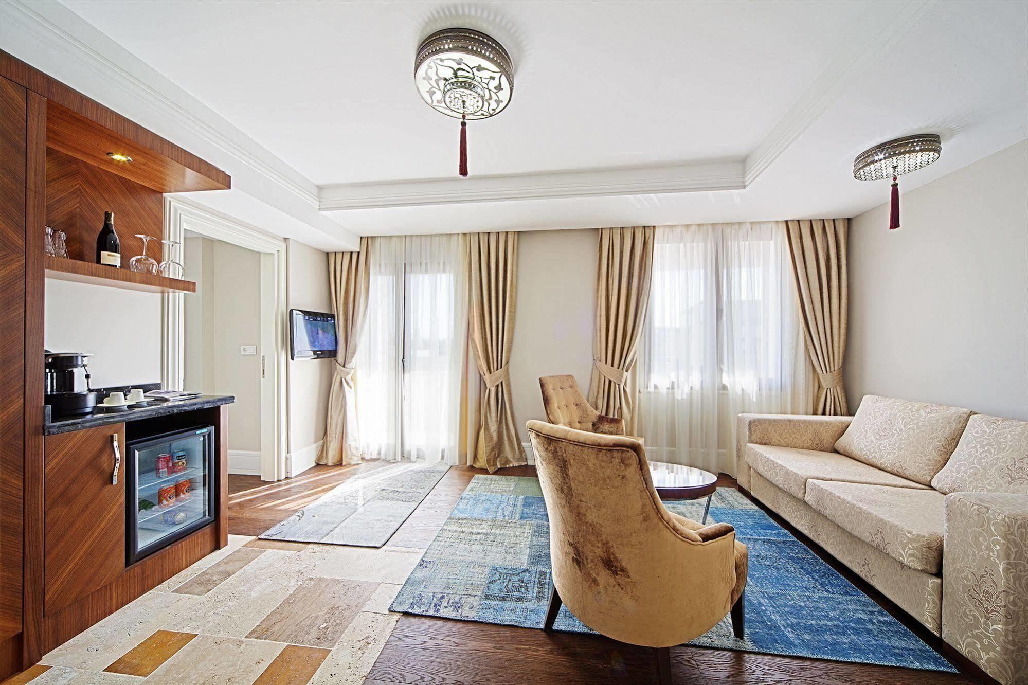 Azade Suites Стамбул Экстерьер фото